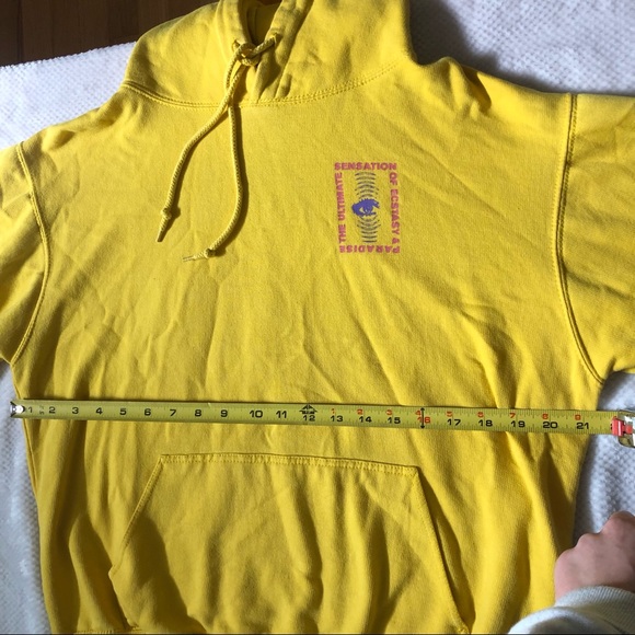 Yellow hoodie with cool graphics - Picture 2 of 5